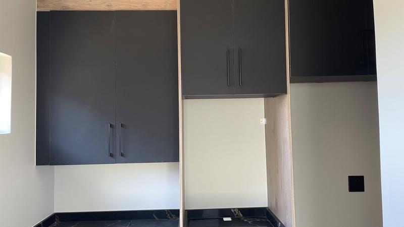 3 Bedroom Property for Sale in Raslouw Gauteng