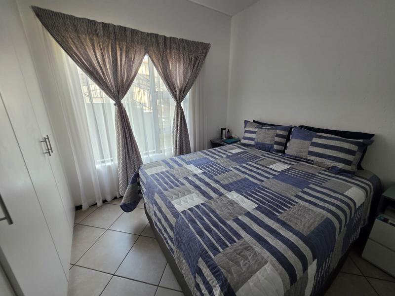 To Let 2 Bedroom Property for Rent in Goedeburg Gauteng