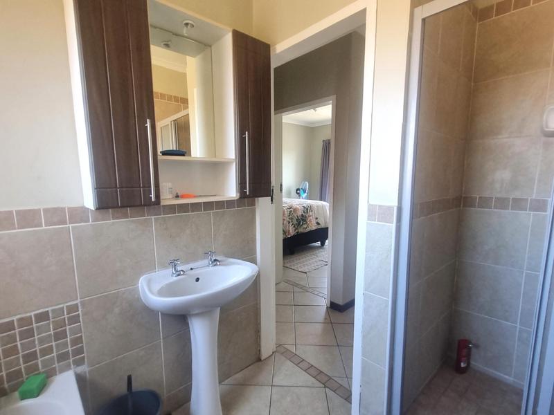 To Let 2 Bedroom Property for Rent in Mooikloof Ridge Gauteng