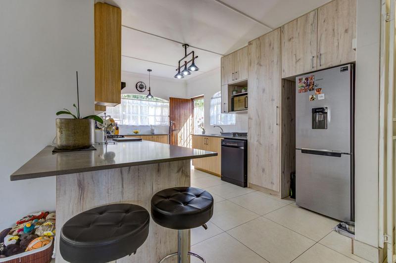 To Let 3 Bedroom Property for Rent in Farrarmere Gauteng