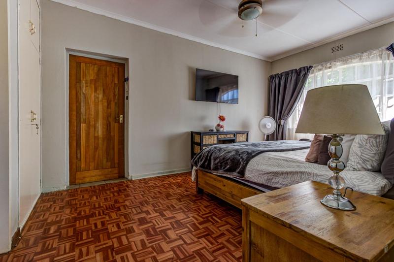 To Let 3 Bedroom Property for Rent in Farrarmere Gauteng