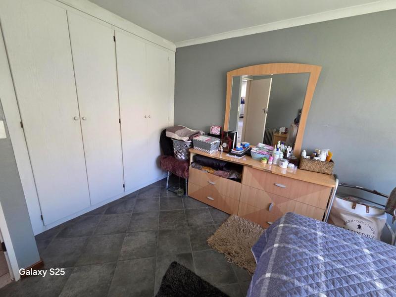 2 Bedroom Property for Sale in Elardus Park Gauteng