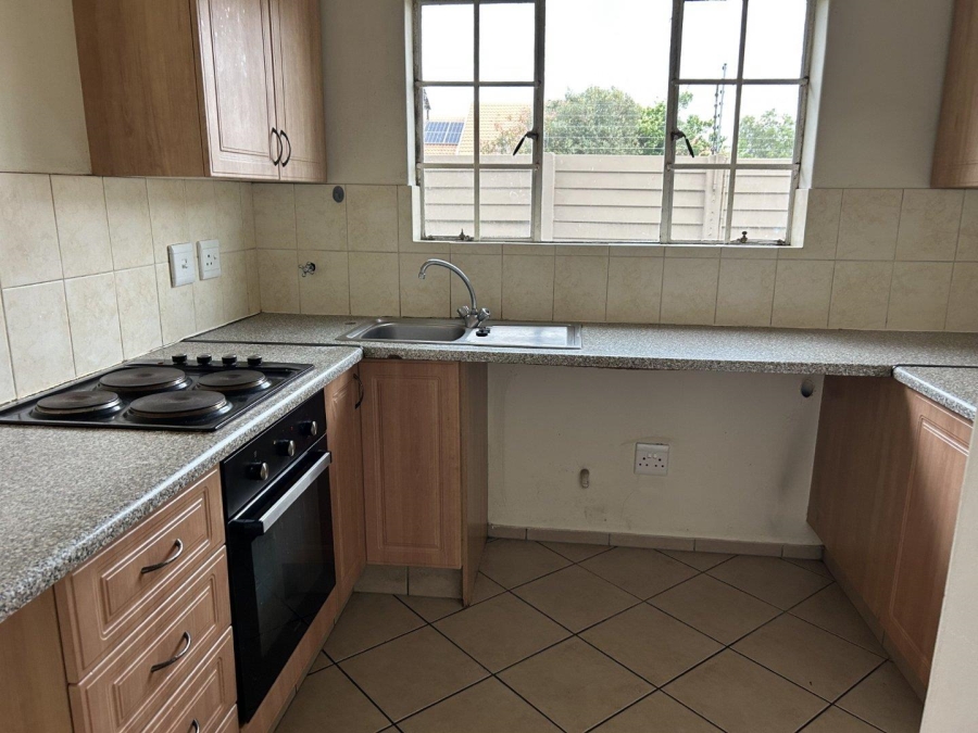 To Let 2 Bedroom Property for Rent in Brentwood Gauteng