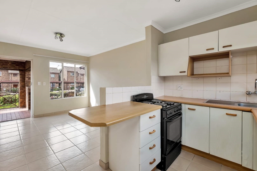 To Let 1 Bedroom Property for Rent in Allens Nek Gauteng