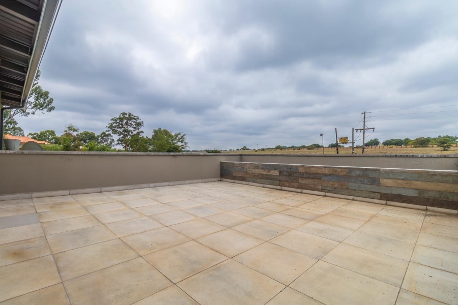 3 Bedroom Property for Sale in Knopjeslaagte Gauteng