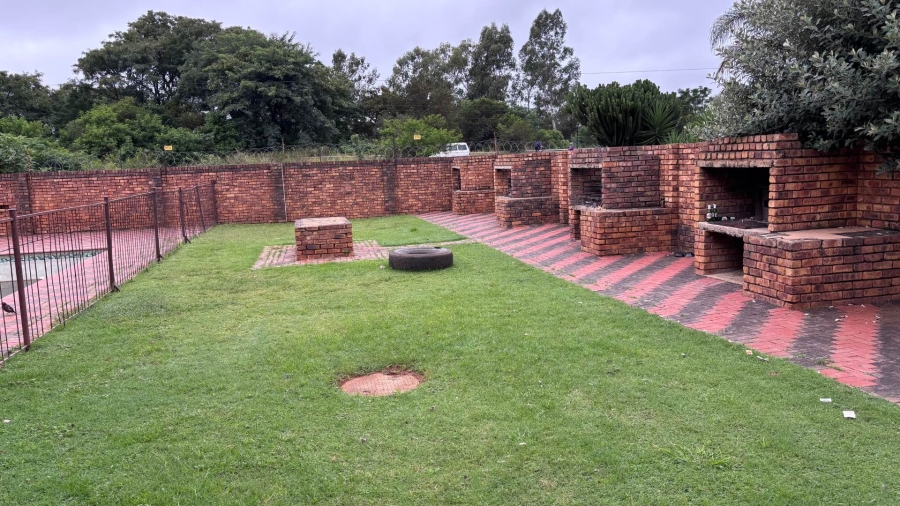 To Let 2 Bedroom Property for Rent in Clarina Gauteng