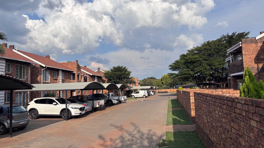 To Let 2 Bedroom Property for Rent in Clarina Gauteng