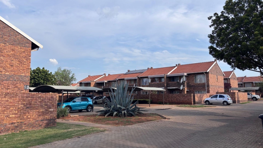 To Let 2 Bedroom Property for Rent in Clarina Gauteng