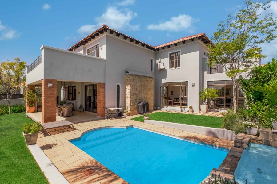 To Let 4 Bedroom Property for Rent in Dainfern Golf Estate Gauteng