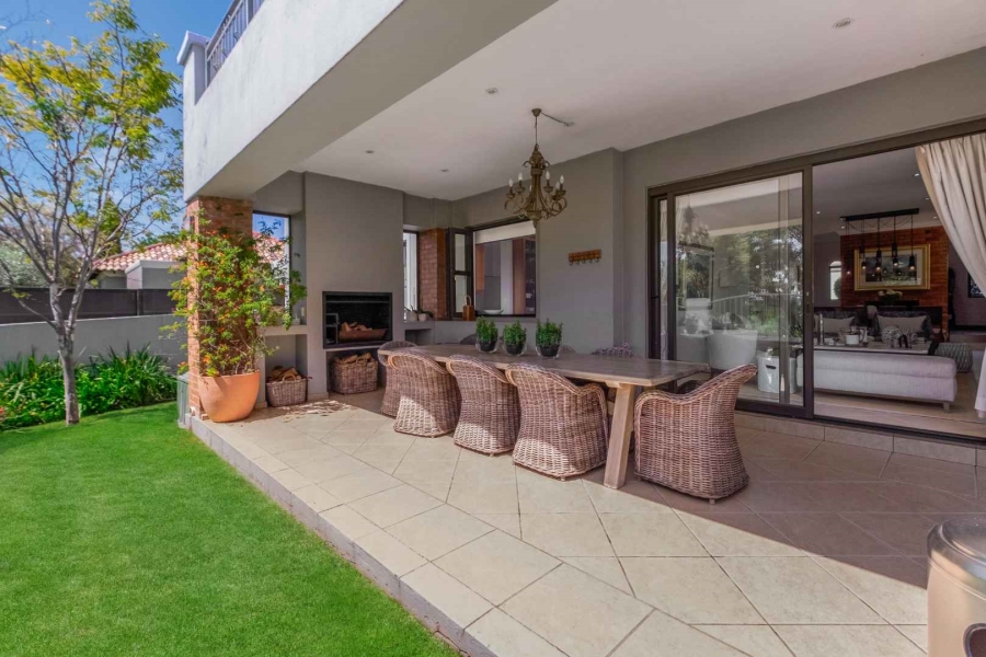 To Let 4 Bedroom Property for Rent in Dainfern Golf Estate Gauteng