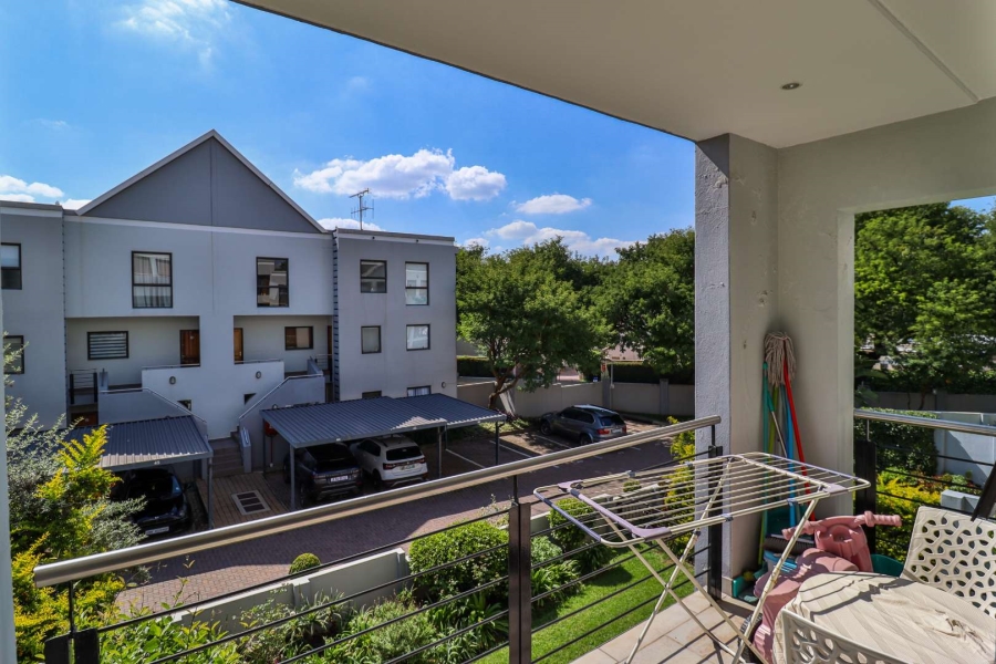 To Let 2 Bedroom Property for Rent in Magaliessig Gauteng