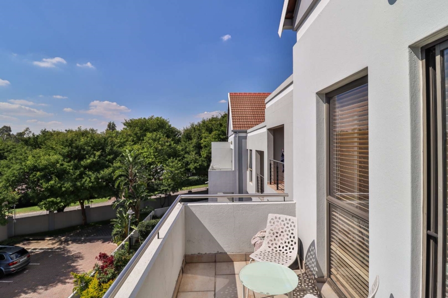 To Let 2 Bedroom Property for Rent in Magaliessig Gauteng