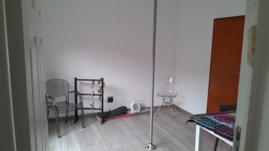 To Let 4 Bedroom Property for Rent in Orange Grove Gauteng