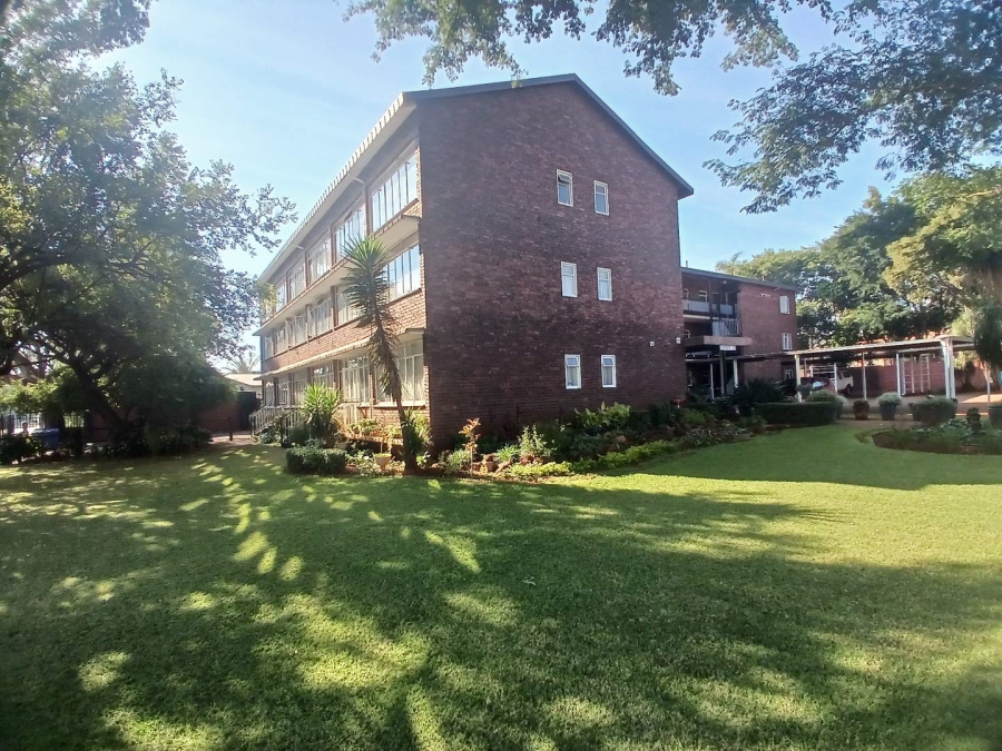 To Let 2 Bedroom Property for Rent in Annlin Gauteng