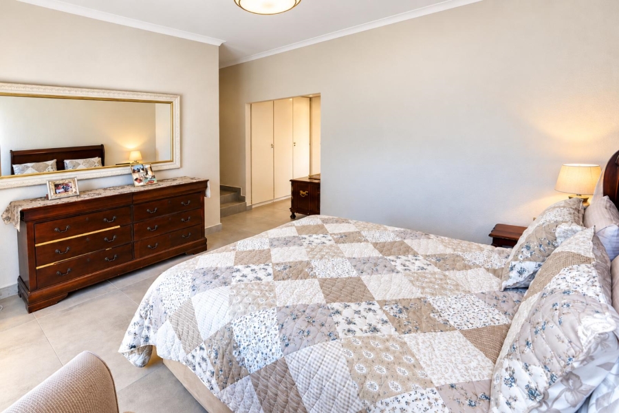 To Let 4 Bedroom Property for Rent in Fourways Gauteng