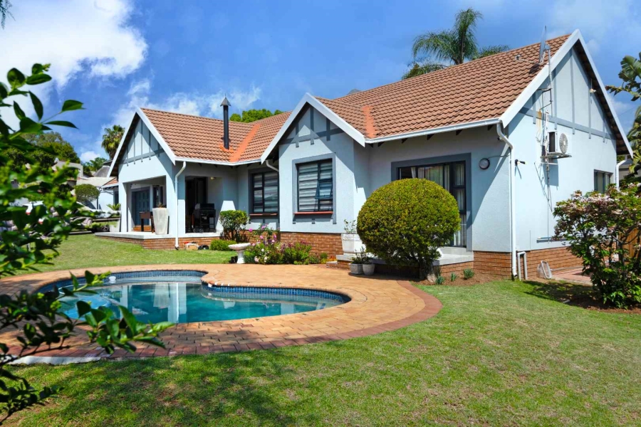 To Let 4 Bedroom Property for Rent in Fourways Gauteng