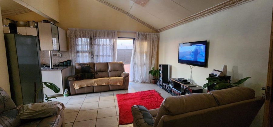 2 Bedroom Property for Sale in Walkerville Gauteng