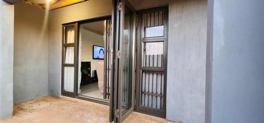 2 Bedroom Property for Sale in Walkerville Gauteng