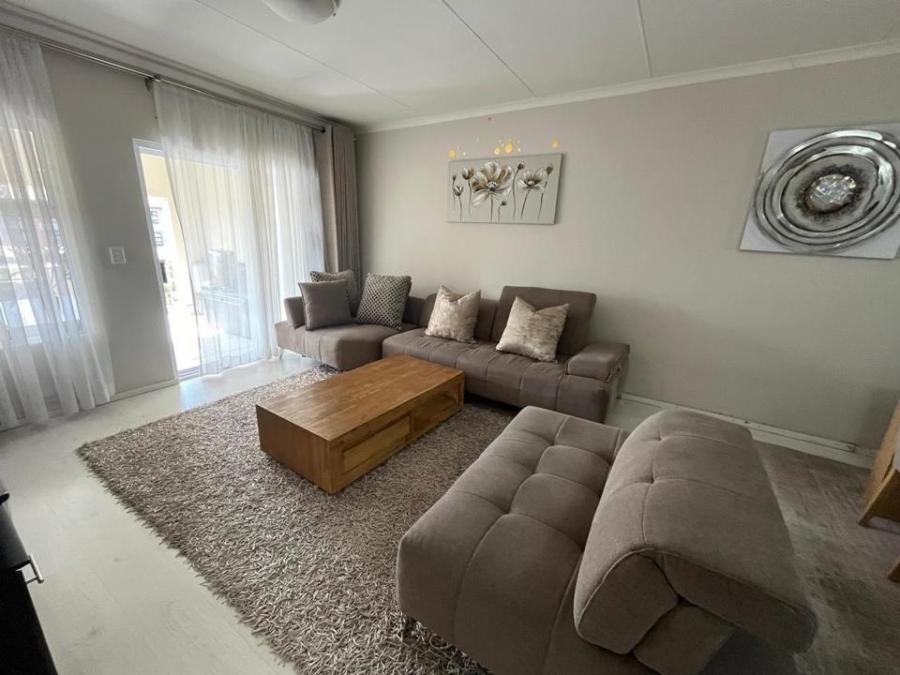 2 Bedroom Property for Sale in North Riding Gauteng