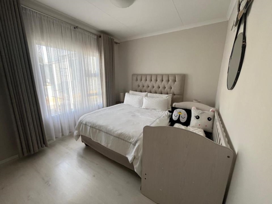 2 Bedroom Property for Sale in North Riding Gauteng