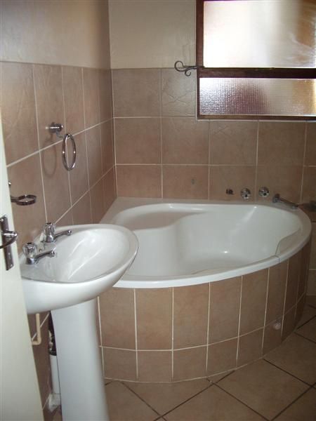 To Let 2 Bedroom Property for Rent in Northgate Gauteng