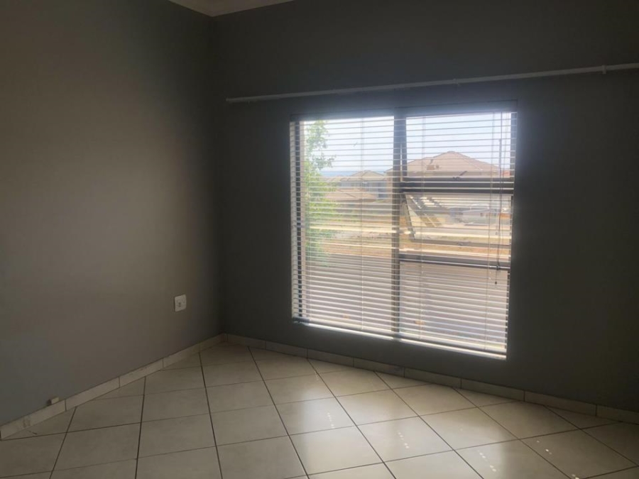 To Let 3 Bedroom Property for Rent in Krugersdorp West Gauteng