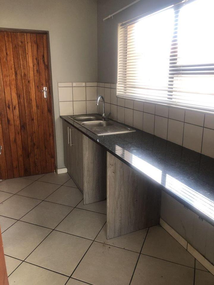 To Let 3 Bedroom Property for Rent in Krugersdorp West Gauteng