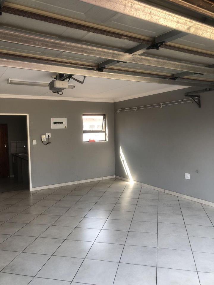 To Let 3 Bedroom Property for Rent in Krugersdorp West Gauteng