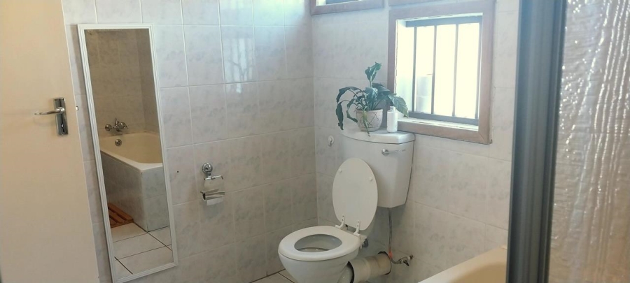 To Let 2 Bedroom Property for Rent in Quellerina Gauteng