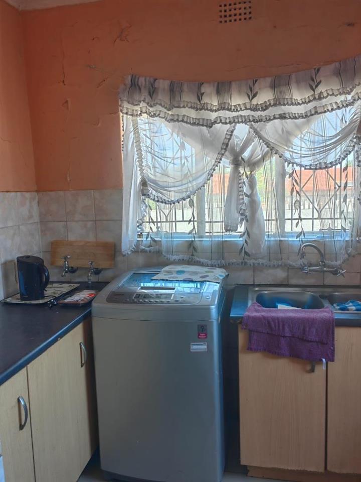 3 Bedroom Property for Sale in Birchleigh North Gauteng