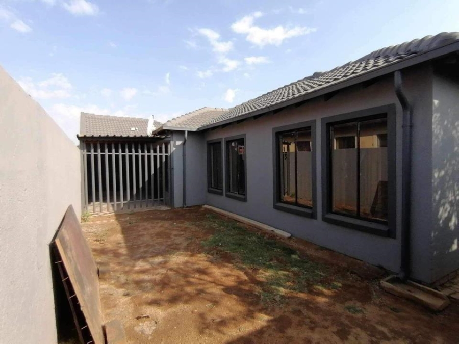 3 Bedroom Property for Sale in Birch Acres Gauteng