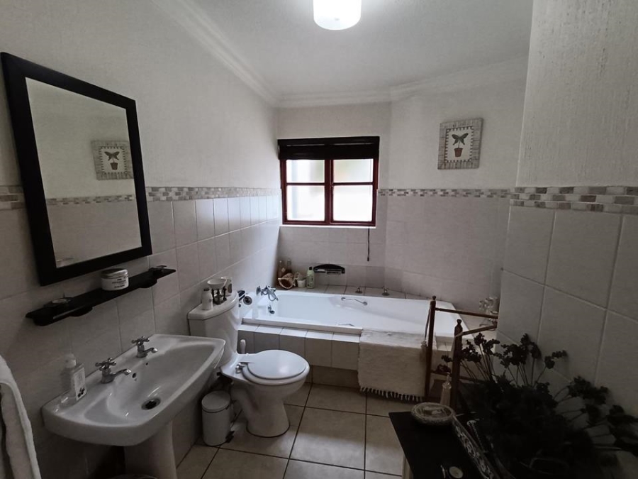 3 Bedroom Property for Sale in Lonehill Gauteng