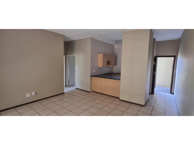 2 Bedroom Property for Sale in Pineslopes Gauteng