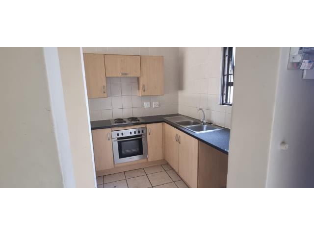 2 Bedroom Property for Sale in Pineslopes Gauteng