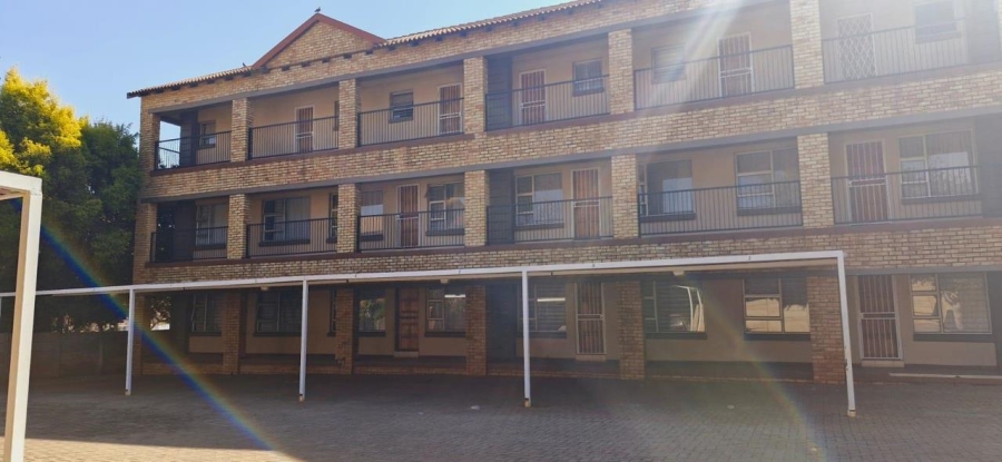 2 Bedroom Property for Sale in Windsor East Gauteng