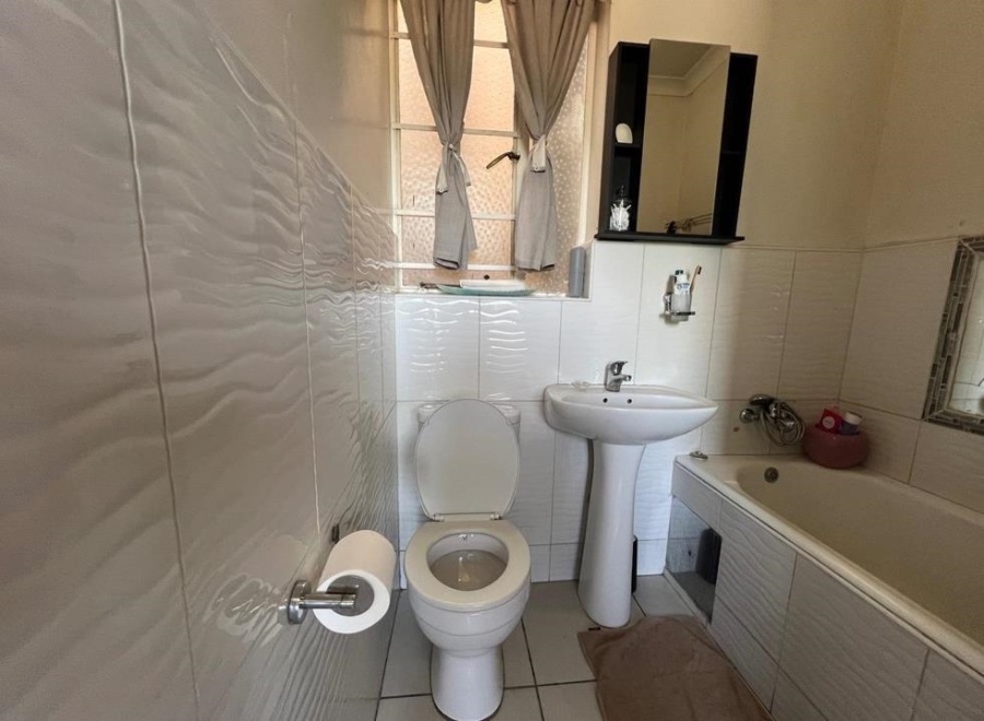 3 Bedroom Property for Sale in Florida Gauteng