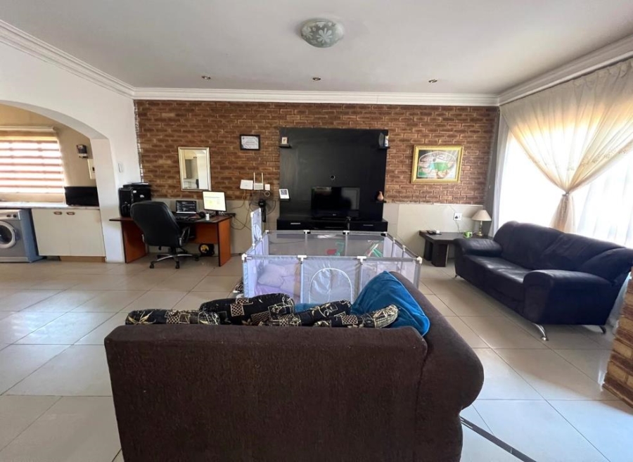 4 Bedroom Property for Sale in Riverlea Gauteng