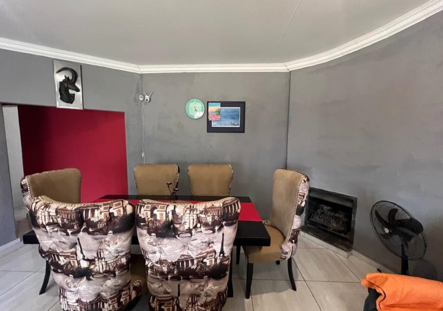 4 Bedroom Property for Sale in Mindalore Gauteng