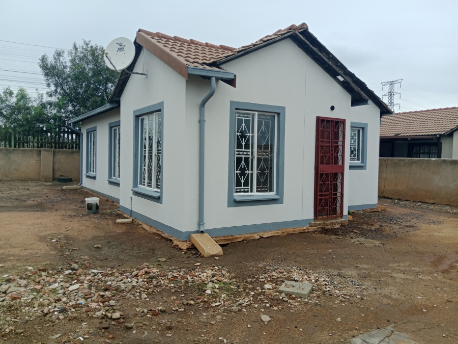 3 Bedroom Property for Sale in Nkwe Estate Gauteng