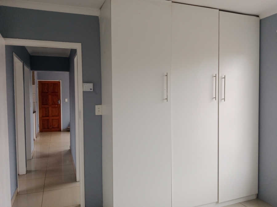 3 Bedroom Property for Sale in Nkwe Estate Gauteng