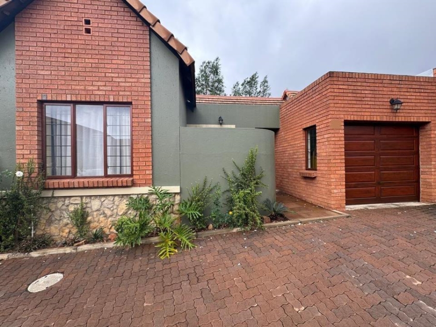 2 Bedroom Property for Sale in Olympus AH Gauteng