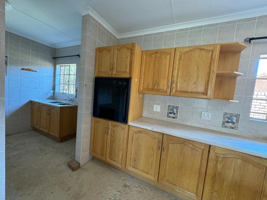 3 Bedroom Property for Sale in Faerie Glen Gauteng