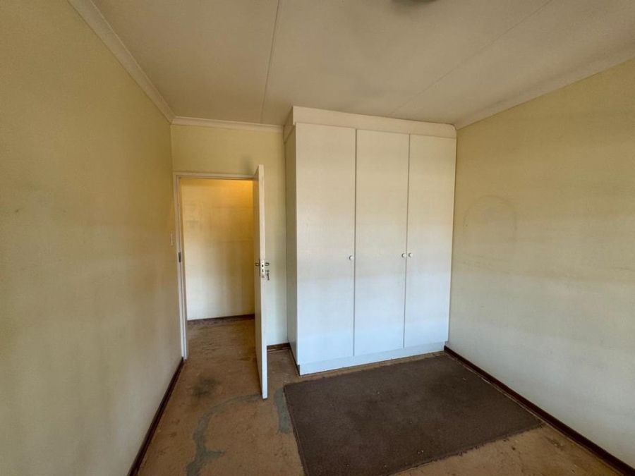 3 Bedroom Property for Sale in Faerie Glen Gauteng