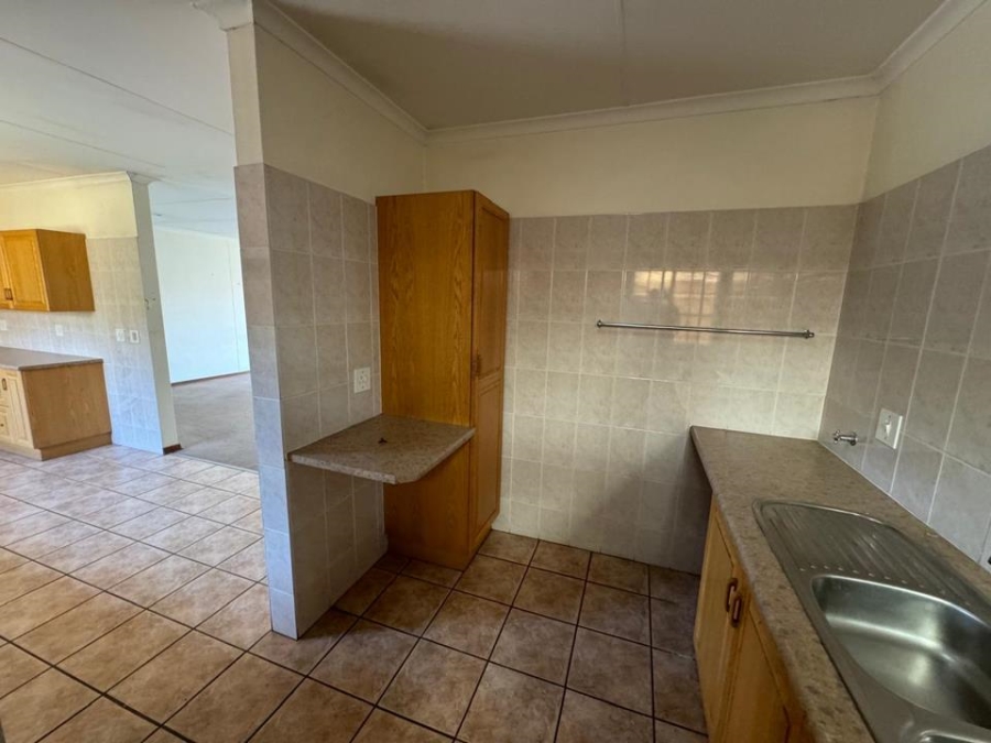 3 Bedroom Property for Sale in Faerie Glen Gauteng