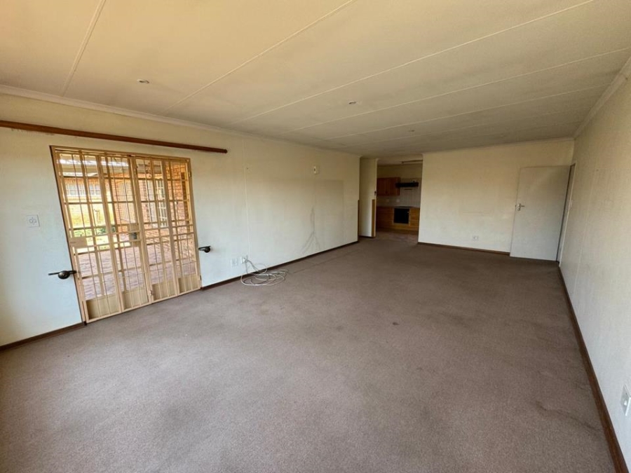 3 Bedroom Property for Sale in Faerie Glen Gauteng