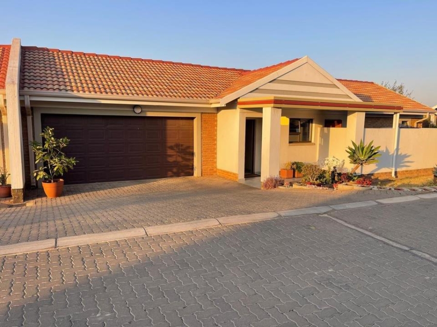 2 Bedroom Property for Sale in Hazeldean Gauteng