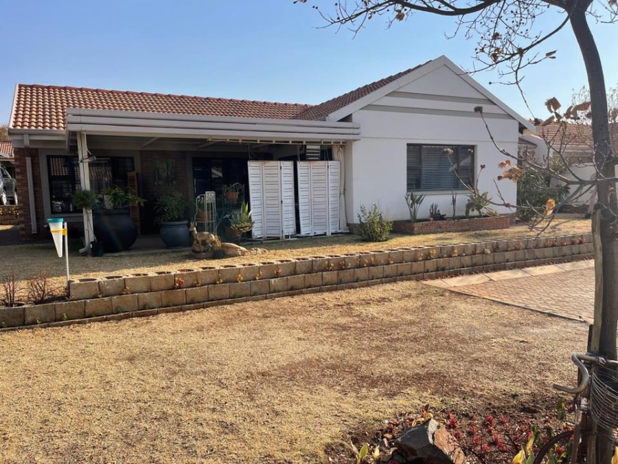 2 Bedroom Property for Sale in Hazeldean Gauteng