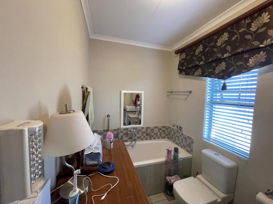 2 Bedroom Property for Sale in Hazeldean Gauteng