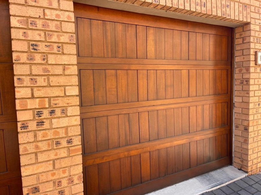 2 Bedroom Property for Sale in Newlands Gauteng