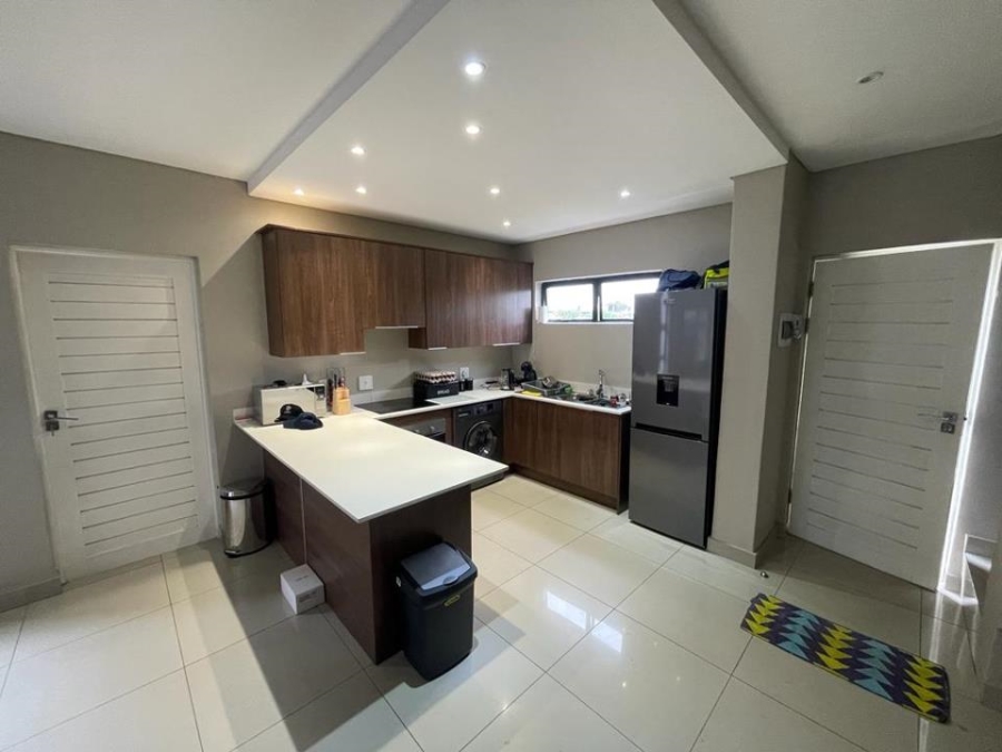 To Let 2 Bedroom Property for Rent in Equestria Gauteng